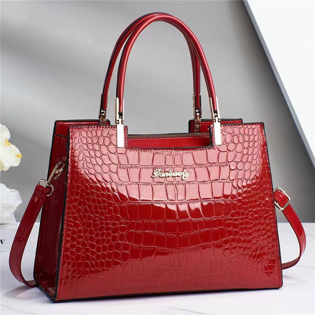 Valloré | Handtasche in glänzendem Krokodil-Design