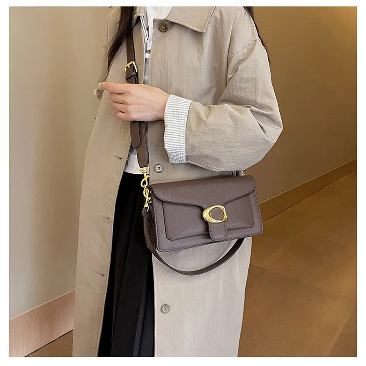 Valloré | Elegante C-Tasche für anspruchsvolle Individualisten