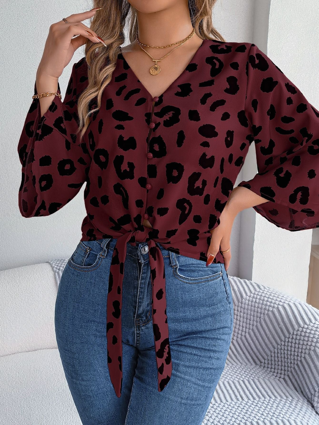 Valloré | Bluse mit Muster und Schleife