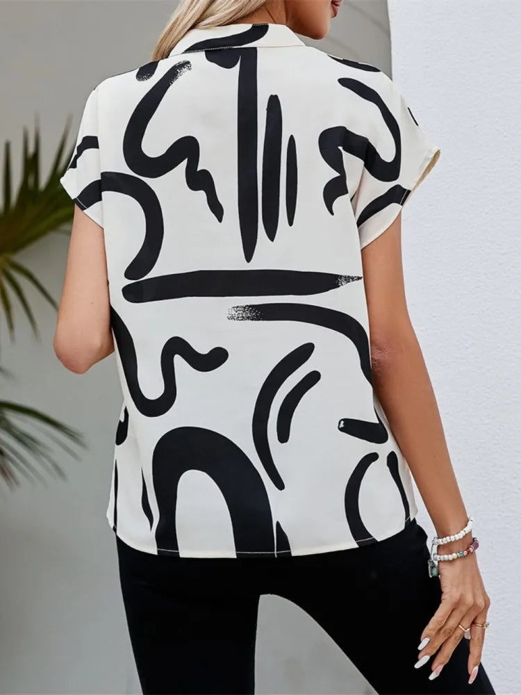 Valloré | Luftige Bluse mit V-Ausschnitt
